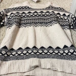 black and white patterned american eagle sweater